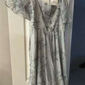 Abercrombie & Fitch Light Gray Floral Dress